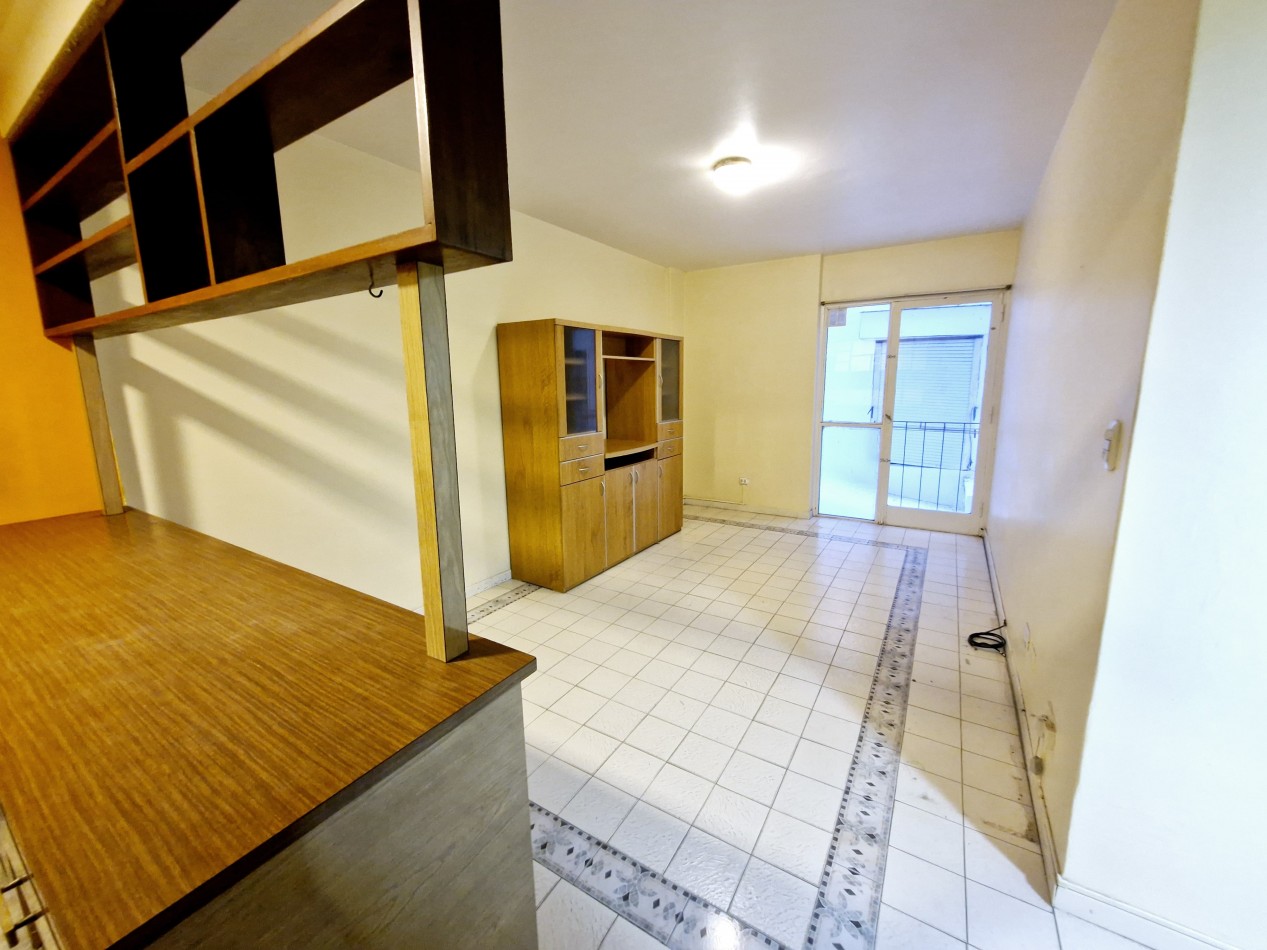 Departamento de 3 ambientes en ubicacion inmejorable - A solo 100 metros del mar