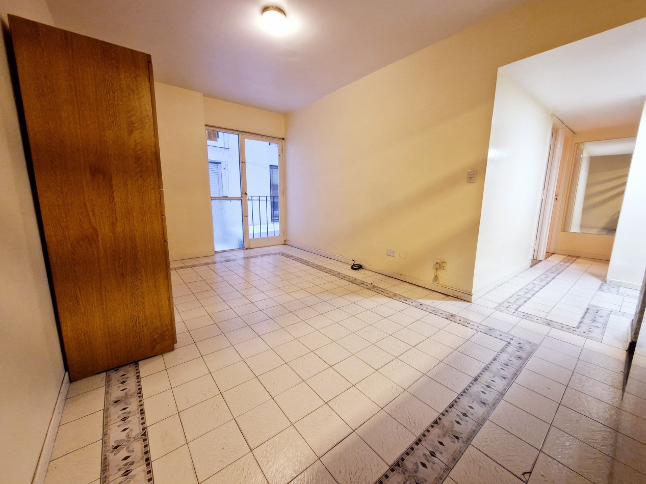 Departamento de 3 ambientes en ubicacion inmejorable - A solo 100 metros del mar