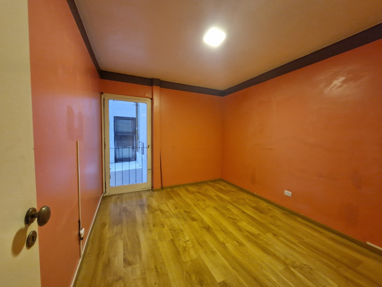 Departamento de 3 ambientes en ubicacion inmejorable - A solo 100 metros del mar