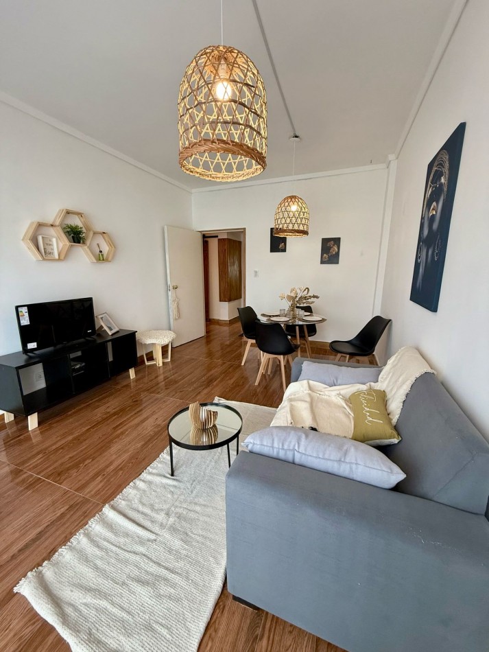 DEPARTAMENTO 2 AMBIENTES CON DEPENDENCIA Y BALCON. APTO CREDITO