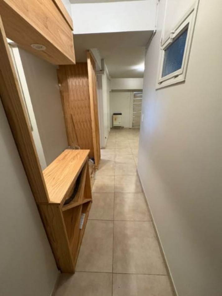 DEPARTAMENTO 2 AMB CON BALCON SALIENTE A LA CALLE, A 250 MTS. DE LA PLAYA. APTO CREDITO