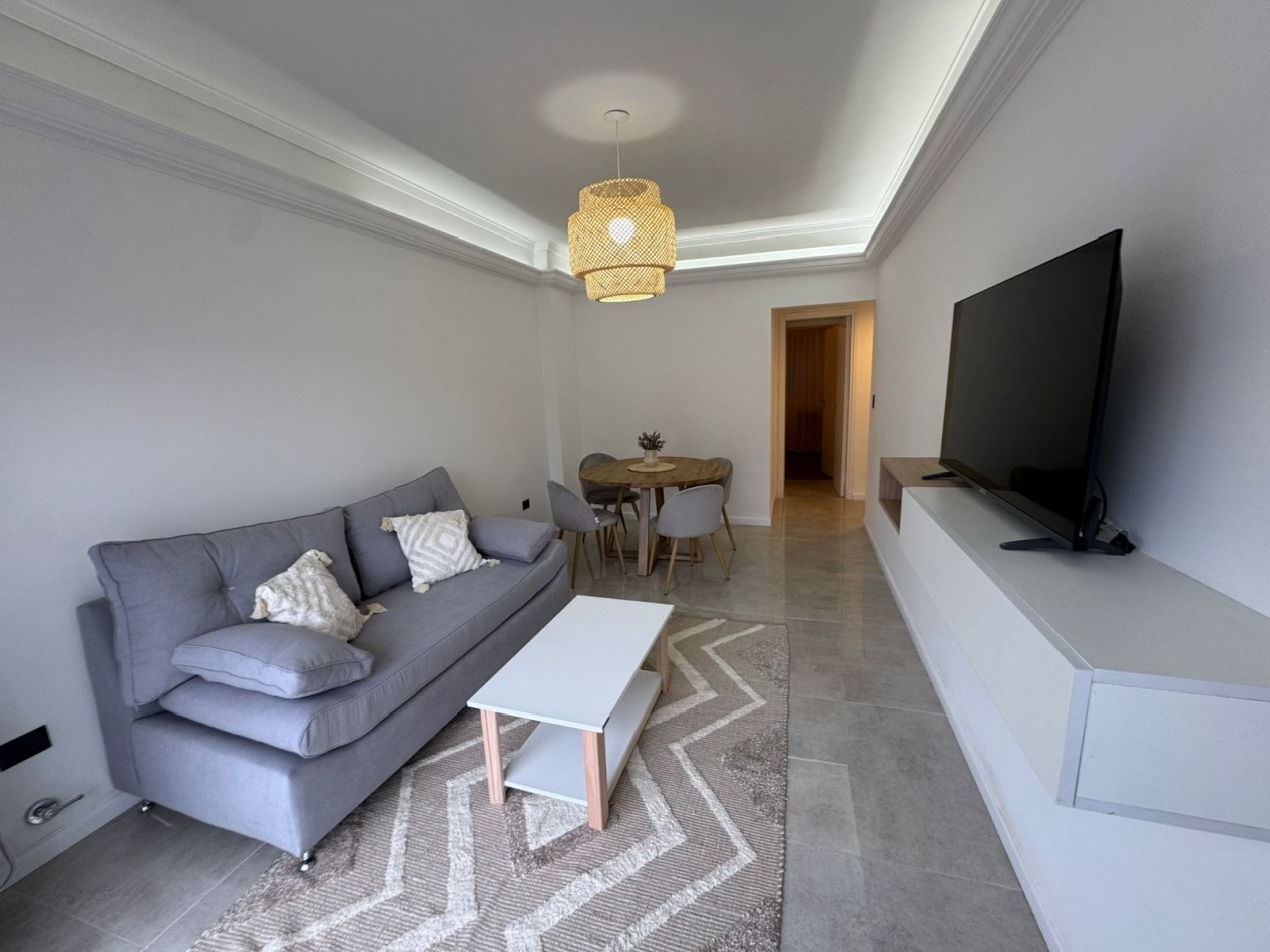 DEPARTAMENTO 2 AMBIENTES CON BALCON FRENTE AL HOTEL PROVINCIAL