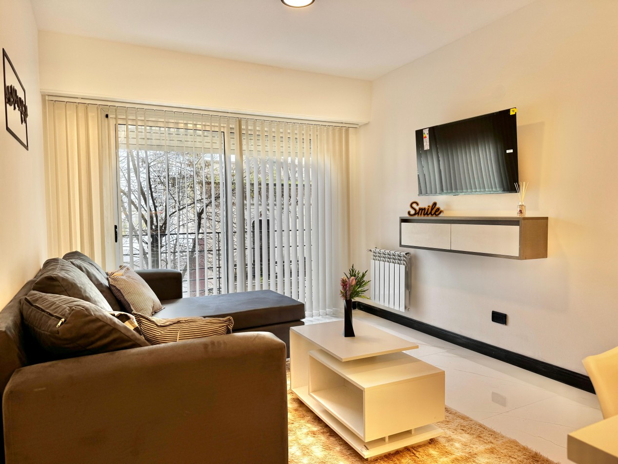 DEPARTAMENTO 3 AMBIENTES EXTERNO CON BALCON A LA CALLE EN PLAZA MITRE