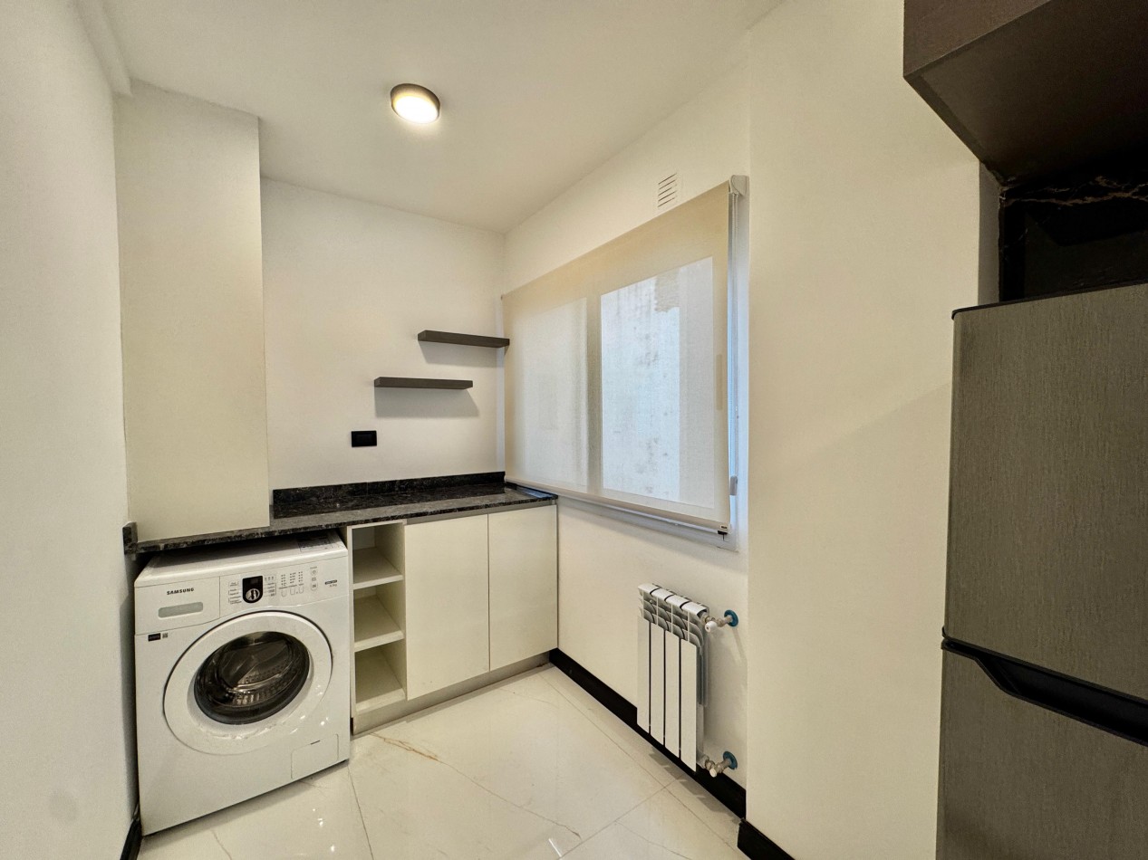 DEPARTAMENTO 3 AMBIENTES EXTERNO CON BALCON A LA CALLE EN PLAZA MITRE
