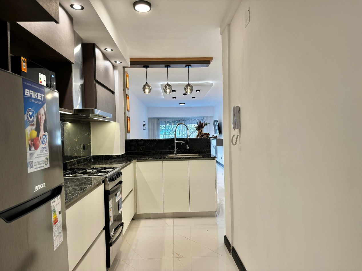 DEPARTAMENTO 3 AMBIENTES EXTERNO CON BALCON A LA CALLE EN PLAZA MITRE