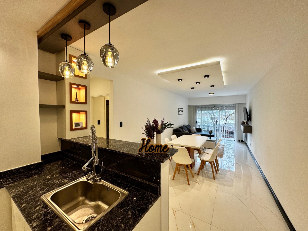 DEPARTAMENTO 3 AMBIENTES EXTERNO CON BALCON A LA CALLE EN PLAZA MITRE