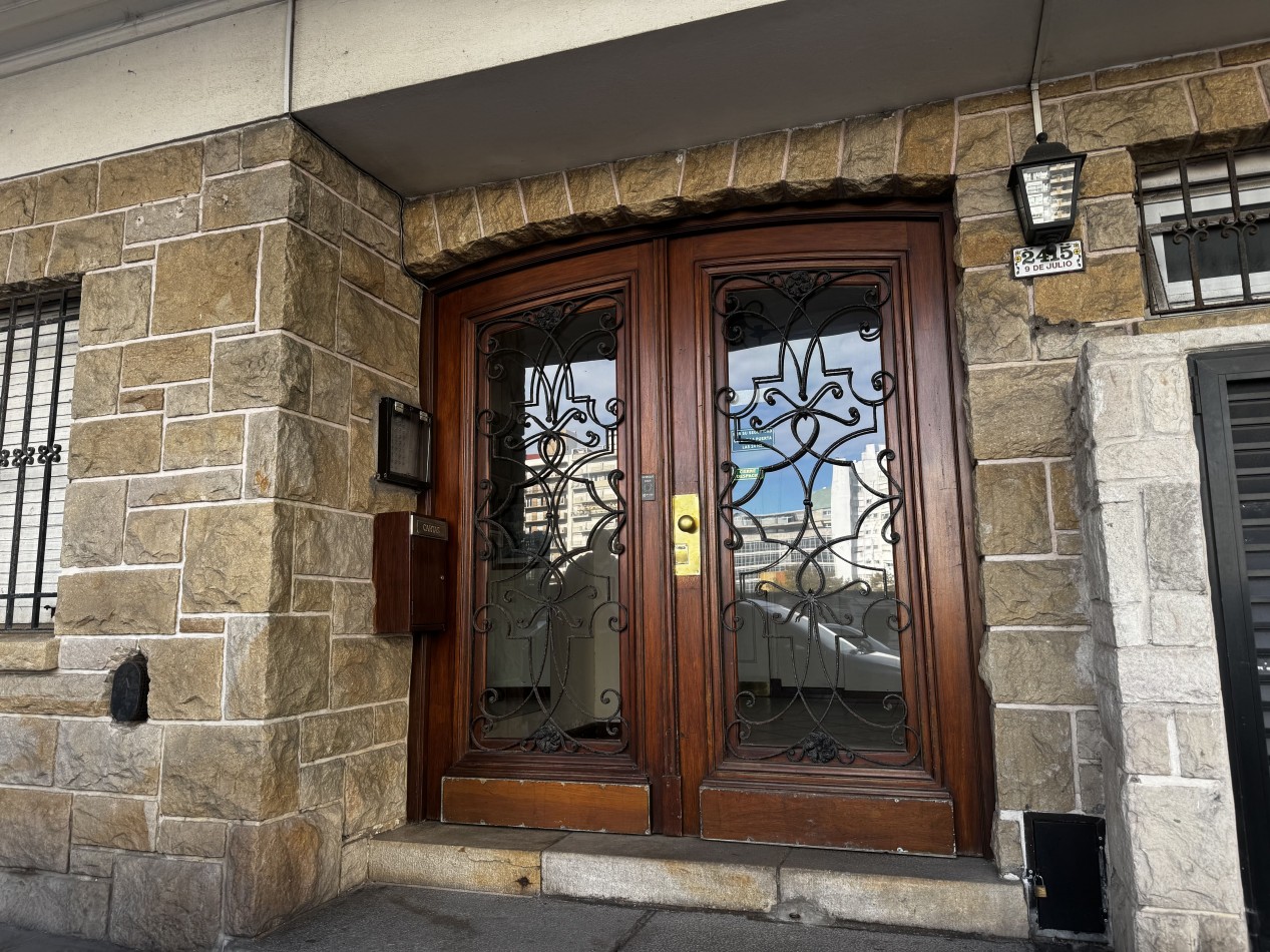 Departamento de 2 ambientes en La Perla - A metros del mar